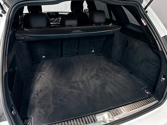 Mercedes-Benz C220 d 6 of 30