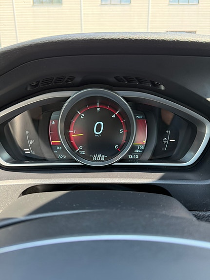 Volvo V40 Cross Country 7 of 7