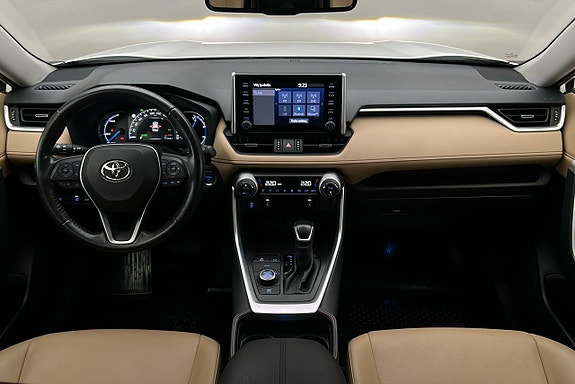 Toyota RAV4 3 of 3