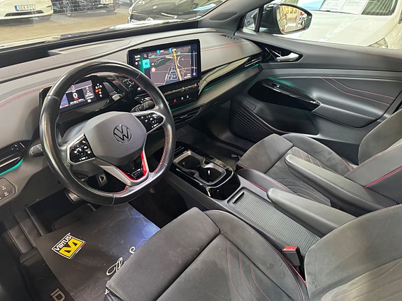 Volkswagen ID.4 GTX 9 of 19