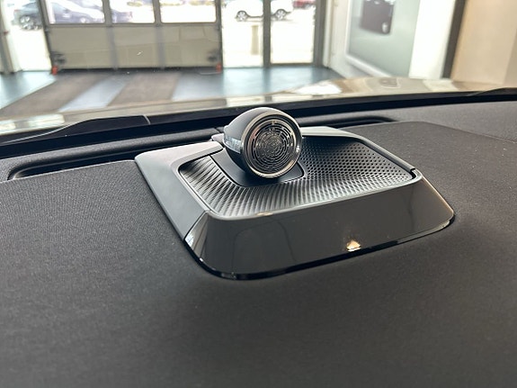 Polestar 3 12 of 13
