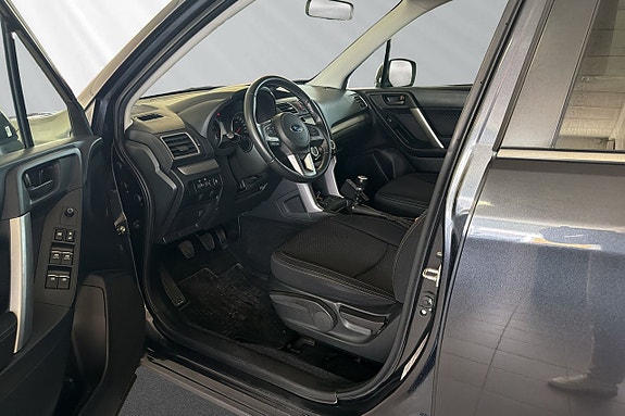 Subaru Forester 5 of 5