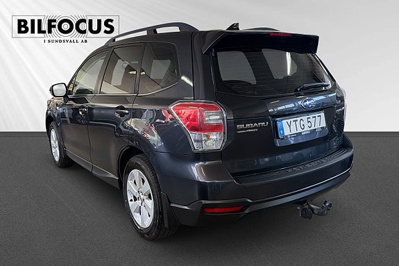 Subaru Forester 2 of 5