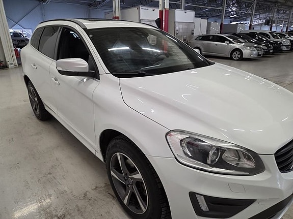 Volvo XC60 3 of 5