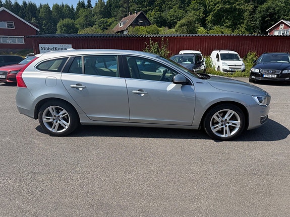 Volvo V60 6 of 27