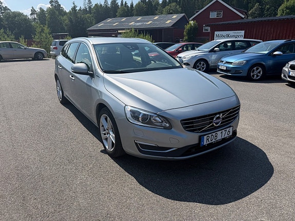 Volvo V60 7 of 27
