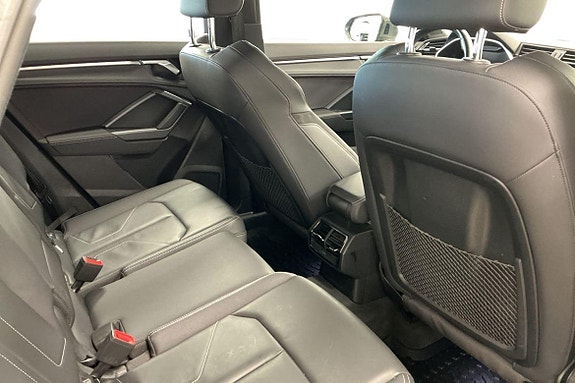 Audi Q3 18 of 26