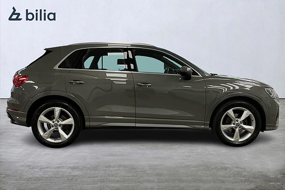 Audi Q3 7 of 25