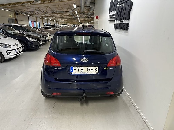 Kia Venga 4 of 5