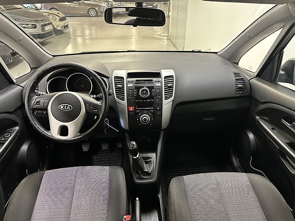 Kia Venga 7 of 8
