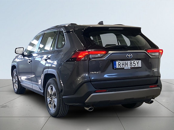 Toyota RAV4 5 of 20