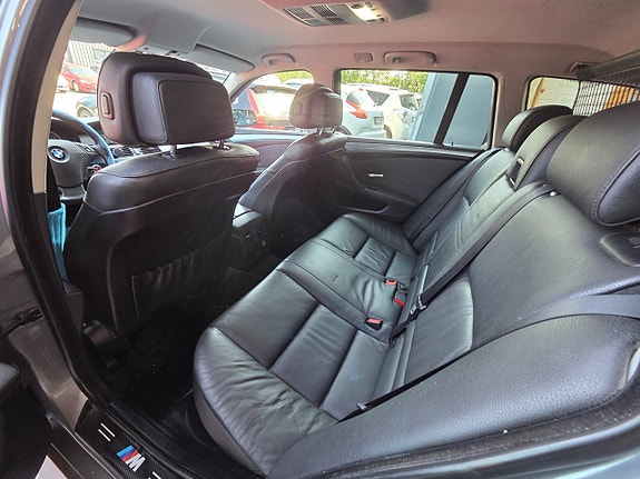 BMW 520d 13 of 17