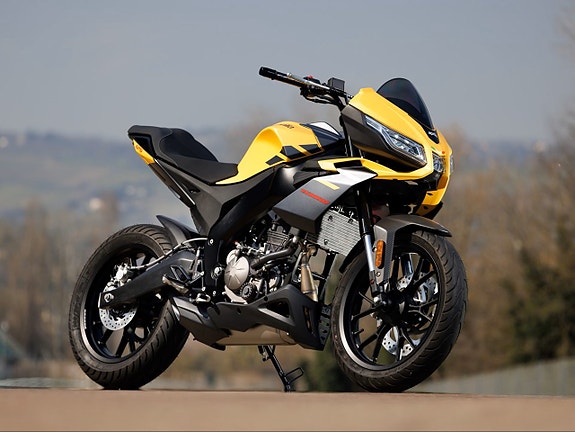 Aprilia Tuono 125 Beställningsvara 2 of 5