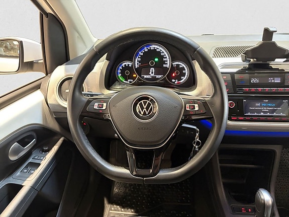 Volkswagen e-Up! 10 of 16
