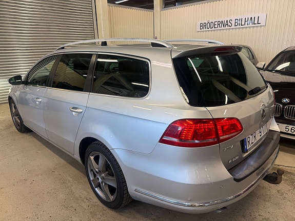 Volkswagen Passat 3 of 5