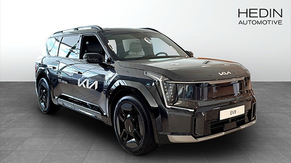 Kia EV9 3 of 12