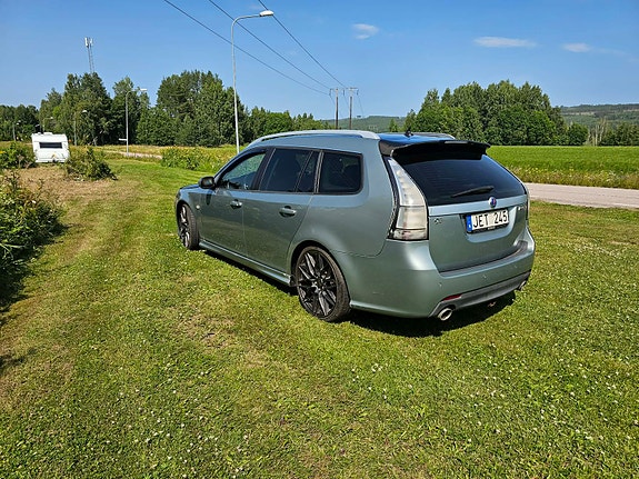 Saab 9-3 4 of 5