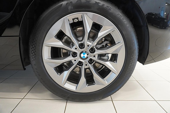 BMW 120 9 of 10