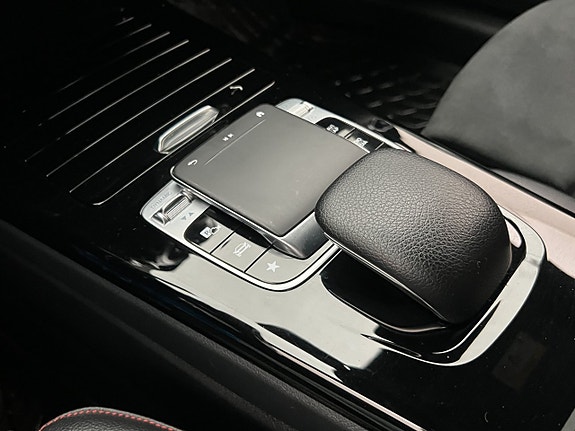 Mercedes-Benz CLA220 21 of 28