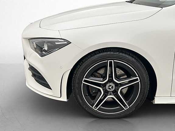 Mercedes-Benz CLA220 25 of 28