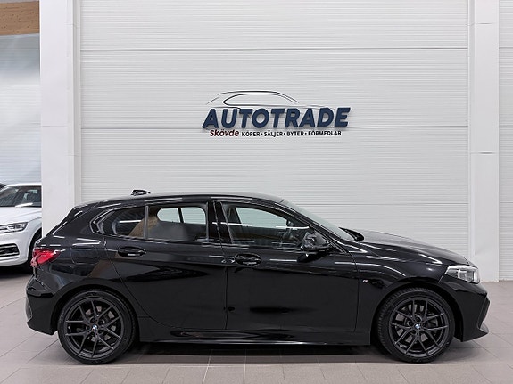 BMW 120d 4 of 5