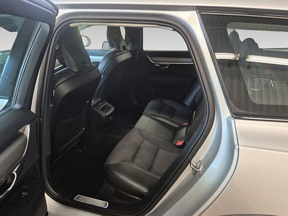 Volvo V90 Cross Country 5 of 7