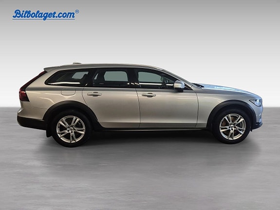 Volvo V90 Cross Country 4 of 7
