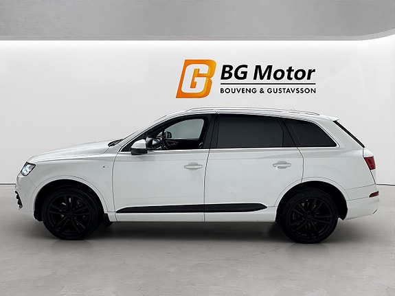 Audi Q7 7 of 23