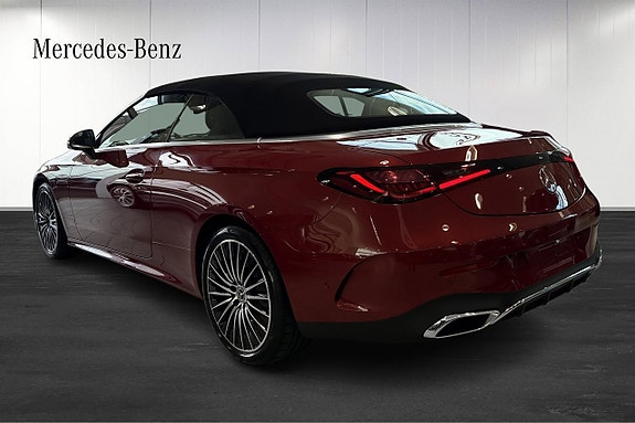 Mercedes-Benz CLE300 4 of 5