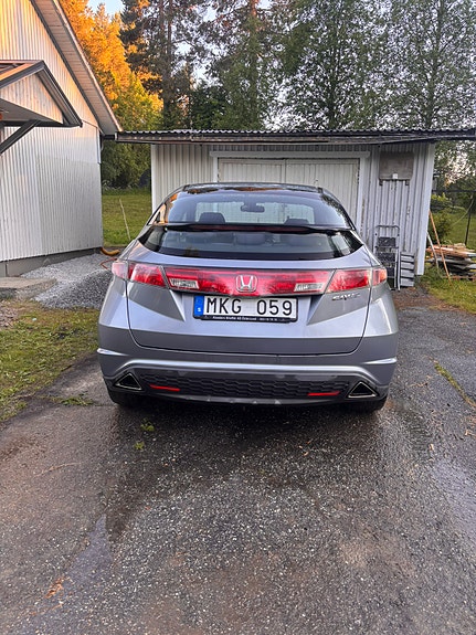 Honda Civic 3 of 5