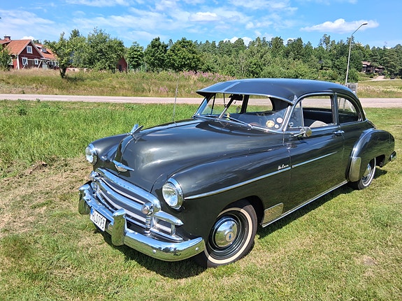 Chevrolet Styleline 3 of 5