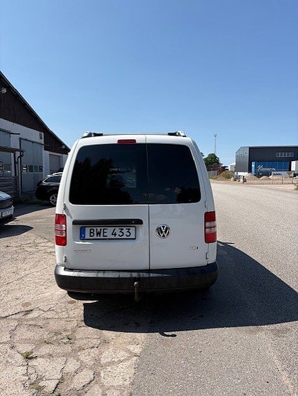 Volkswagen Caddy Maxi 4 of 5