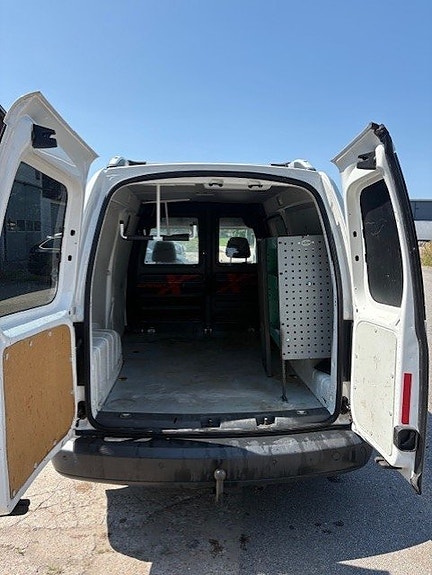 Volkswagen Caddy Maxi 5 of 5