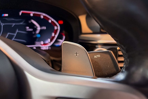 BMW 530i 16 of 21