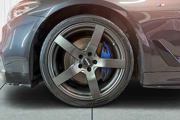 BMW 530i 9 of 21