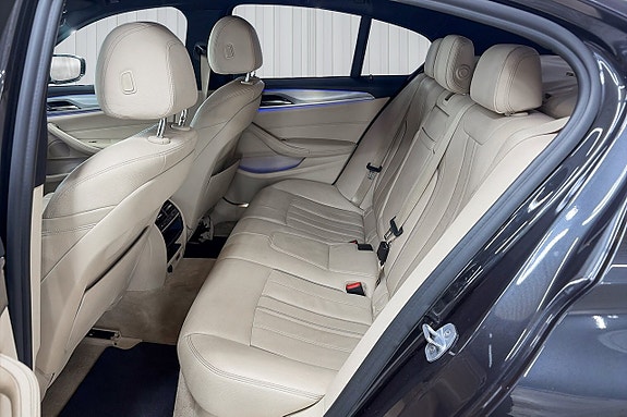 BMW 530i 19 of 21
