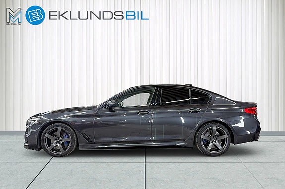 BMW 530i 3 of 5