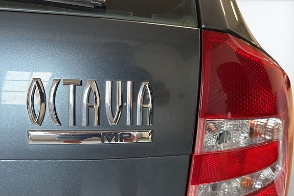 Skoda Octavia 11 of 21