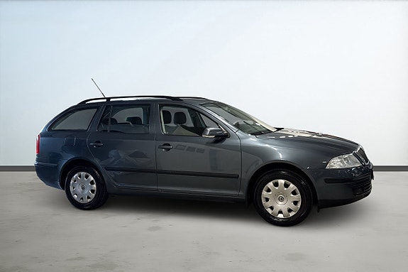 Skoda Octavia 6 of 21