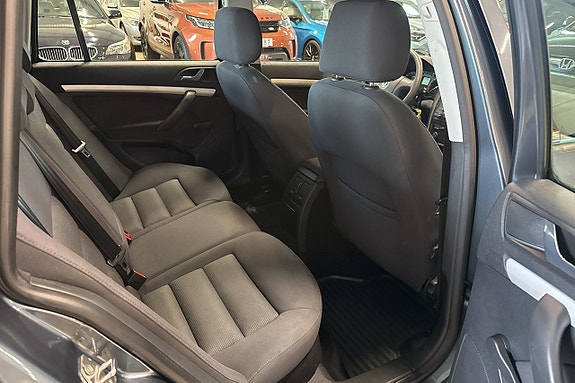 Skoda Octavia 17 of 21