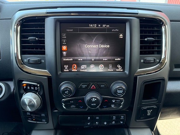 Dodge RAM 1500 24 of 28