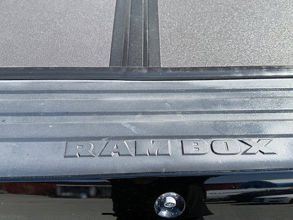 Dodge RAM 1500 28 of 28