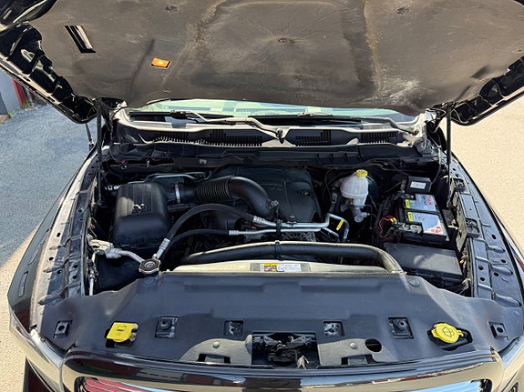 Dodge RAM 1500 8 of 28