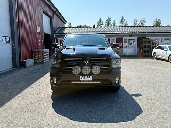 Dodge RAM 1500 14 of 28