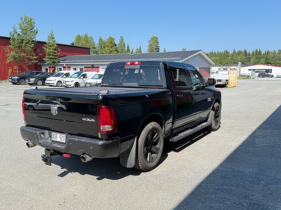 Dodge RAM 1500 4 of 5
