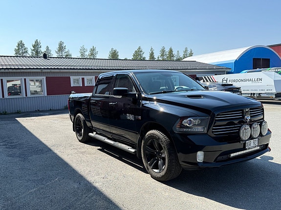 Dodge RAM 1500 13 of 28