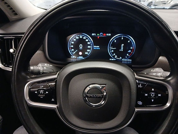 Volvo V90 Cross Country 12 of 13