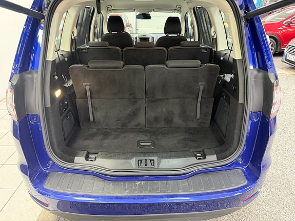 Ford Galaxy 15 of 21