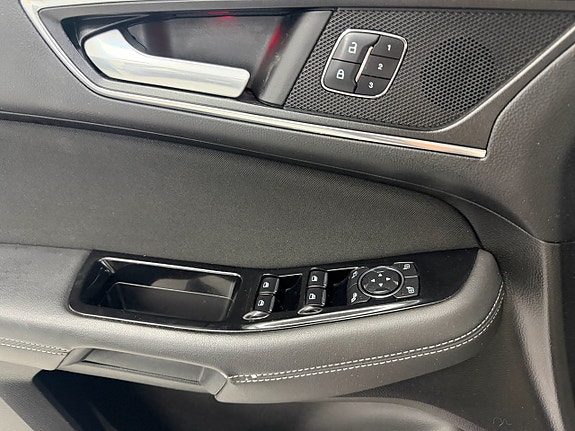 Ford Galaxy 11 of 21