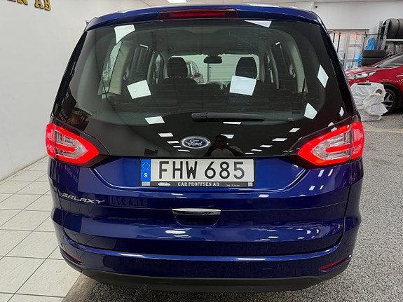 Ford Galaxy 17 of 21